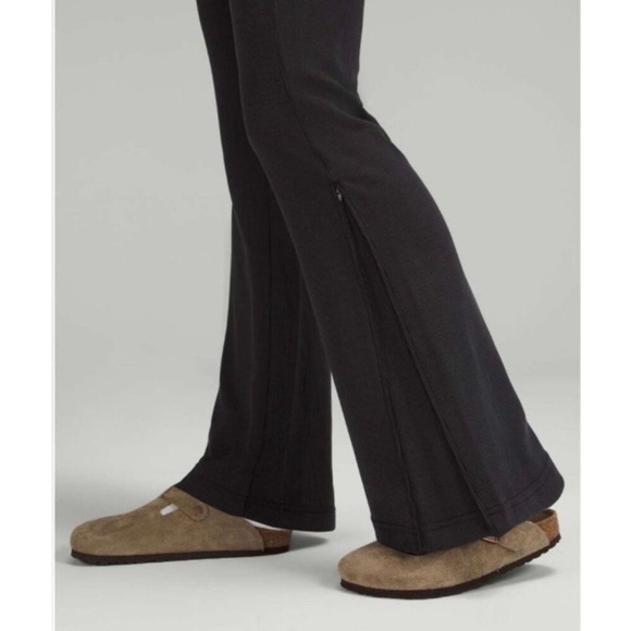 Lululemon Flared Zip Pants Leggings 4 Black Ribbed Softstreme wide leg workout - Picture 2 of 16